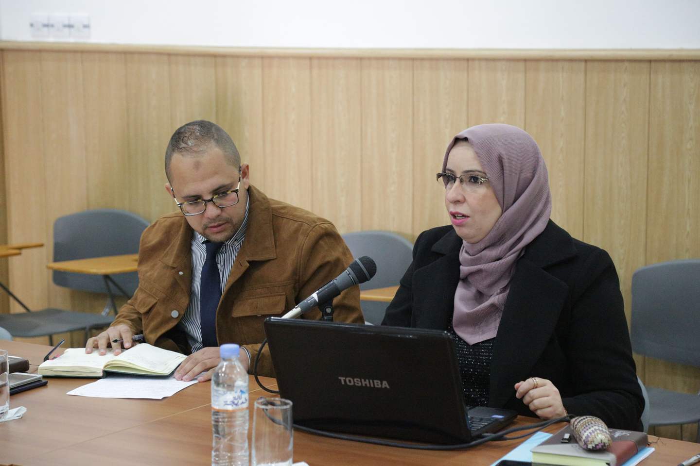 La problématique de l'écriture de l'histoire nationale en Algérie : le conflit des élites