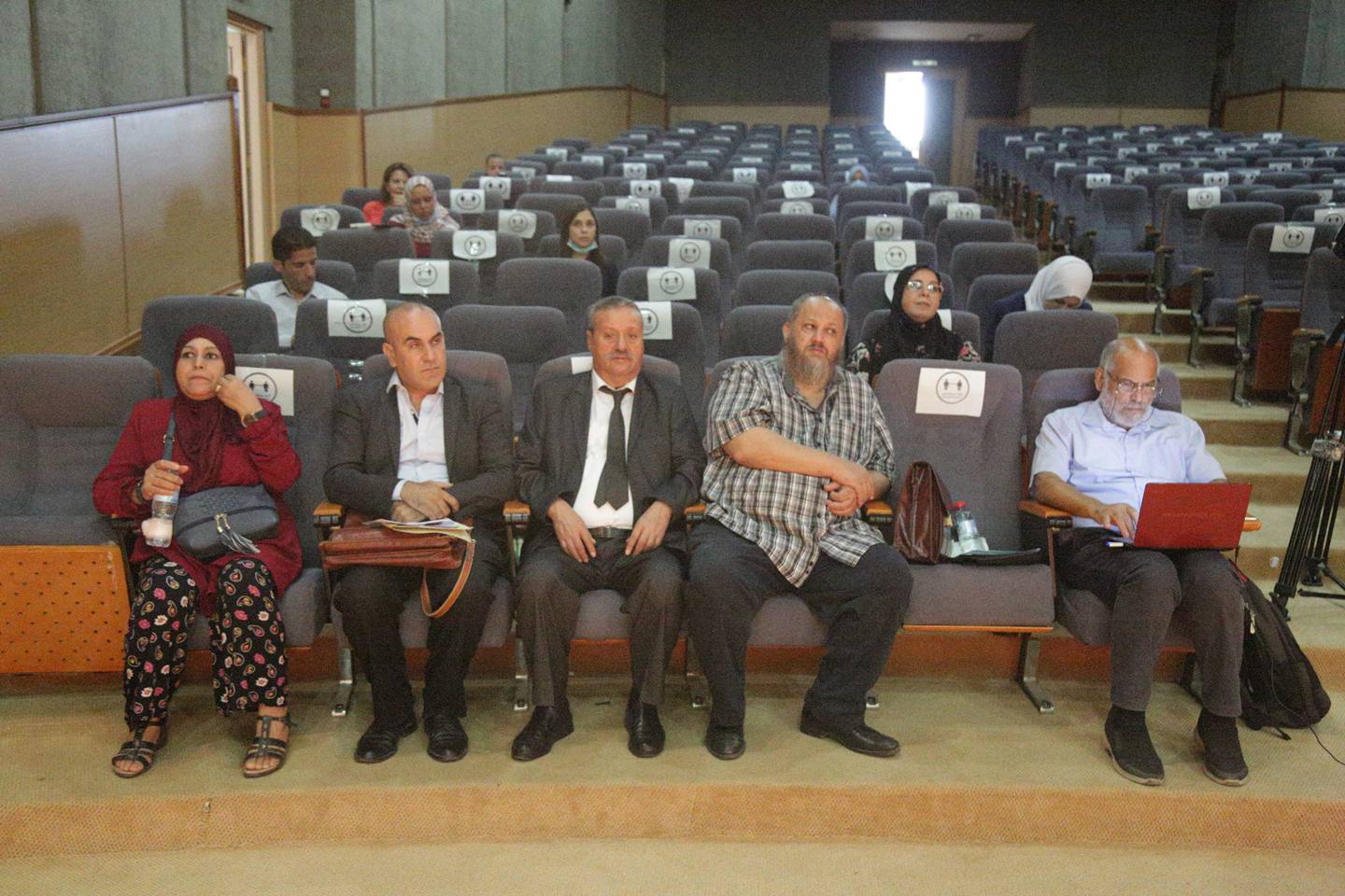 Paramedical training in Algeria: paramedicals' relationship to the profession and competency assessment. The case of paramedical training institutions and hospitals in Oran and Constantine