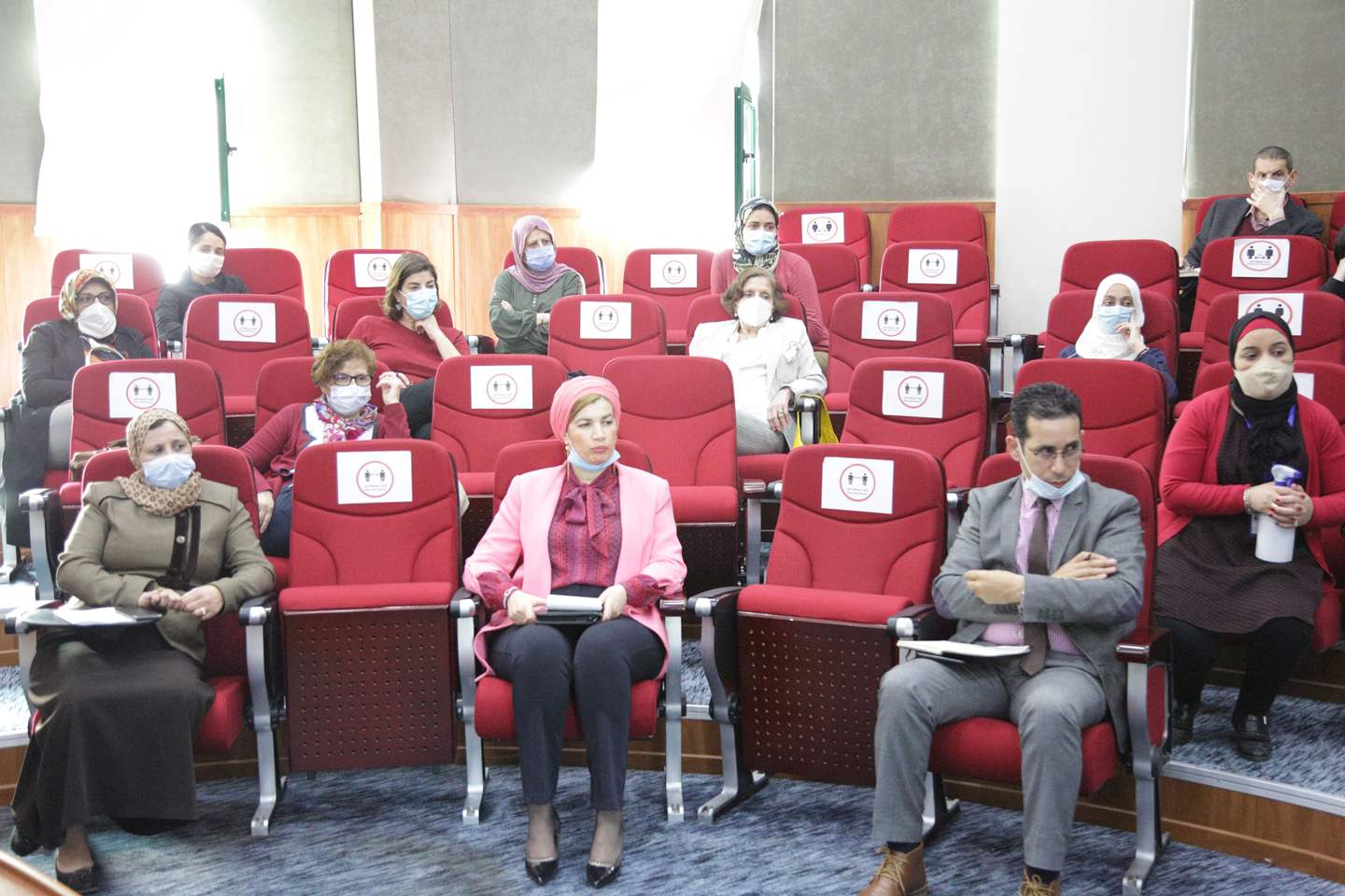 Public health put to the test by COVID-19