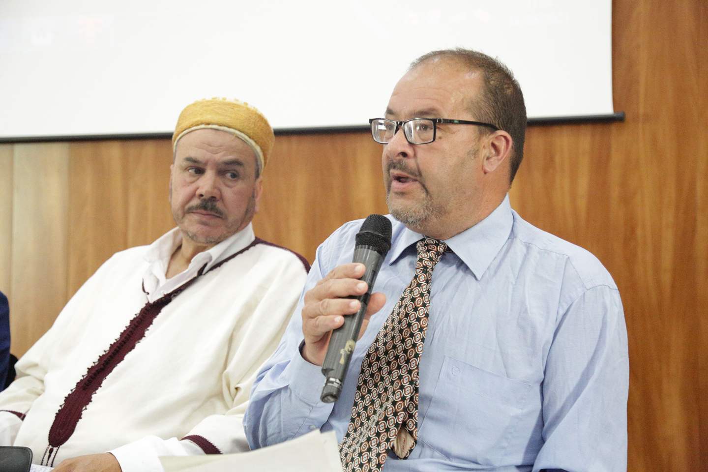 Methodology of cultural, linguistic and historical research in Abī Rās Al-Nāṣar Al-Mᶜaskrī