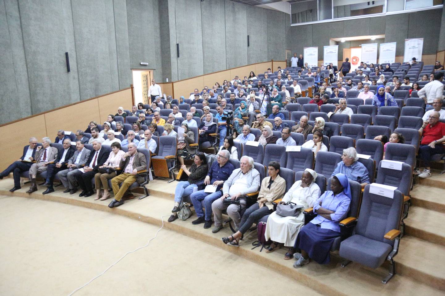 Men of Virtue and Generosity: Tolerance and Peaceful Coexistence in Spiritual Experiences