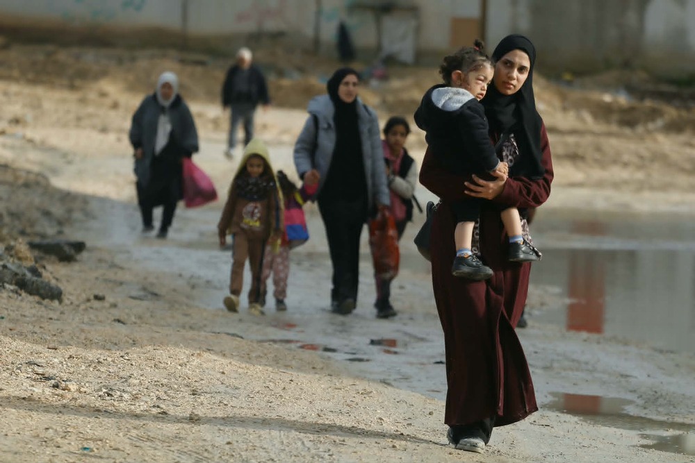 L'émigration des femmes algériennes : du regroupement familial au projet migratoire autonome