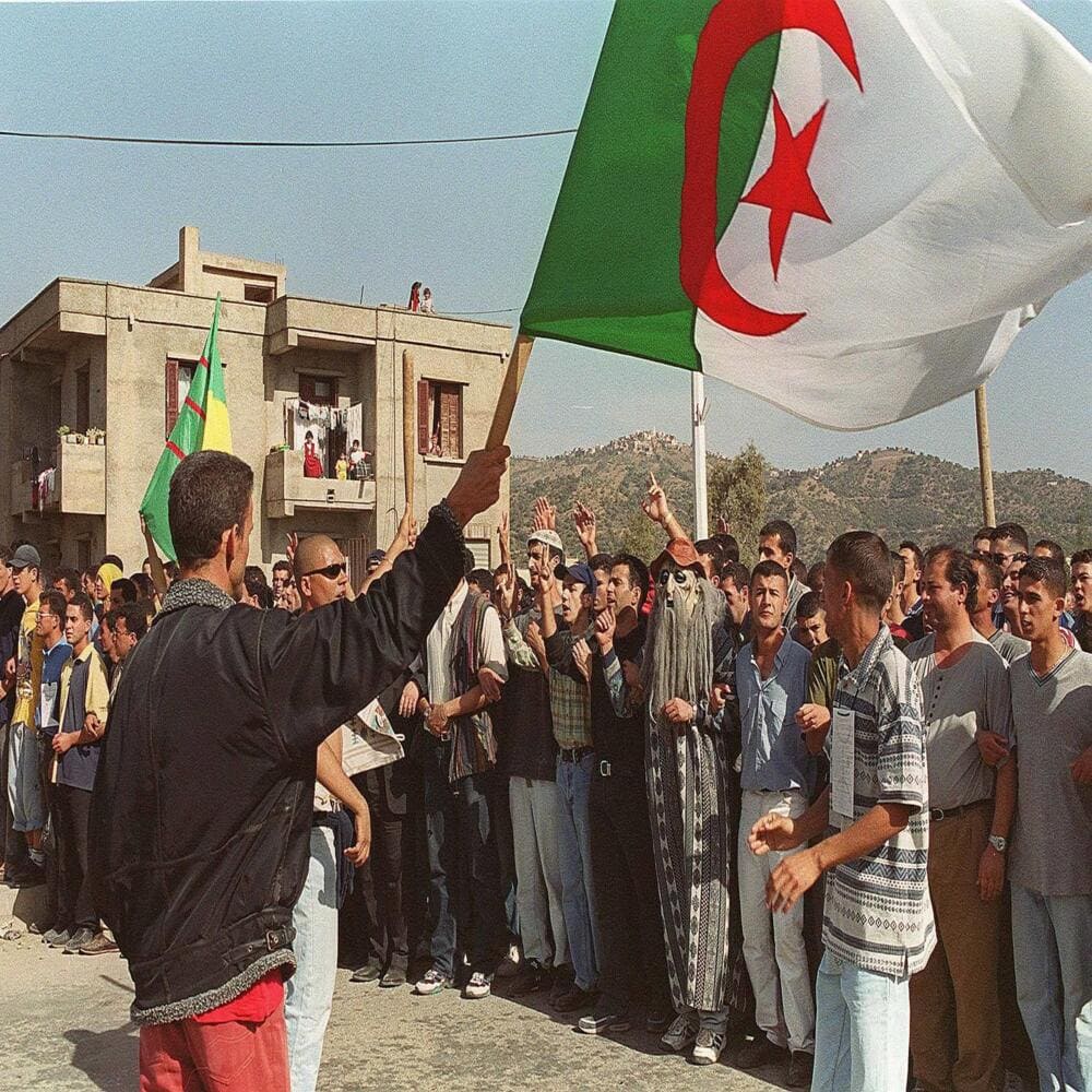 Les crises sociales en Algérie depuis 1989: Approches de gestion et des modes de résolution des crises des Arouch et de Ghardaïa
